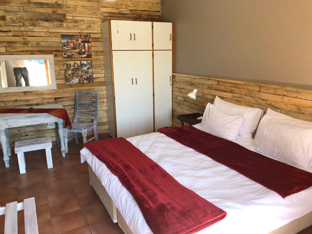 Anas Inn Walvis Bay Eksteriør billede